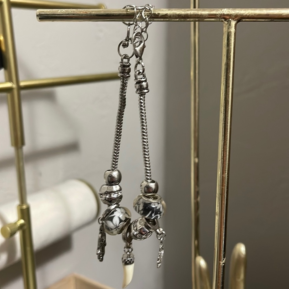 Charm bracelet